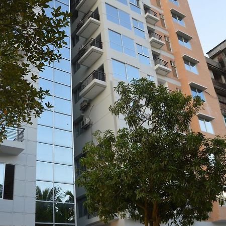 Hill Tower Hotel & Resort Кокс Базар Екстериор снимка