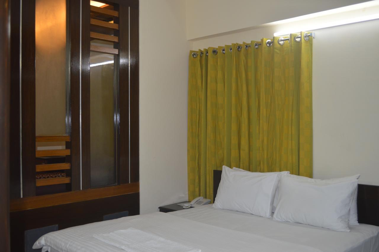 Hill Tower Hotel & Resort Кокс Базар Екстериор снимка