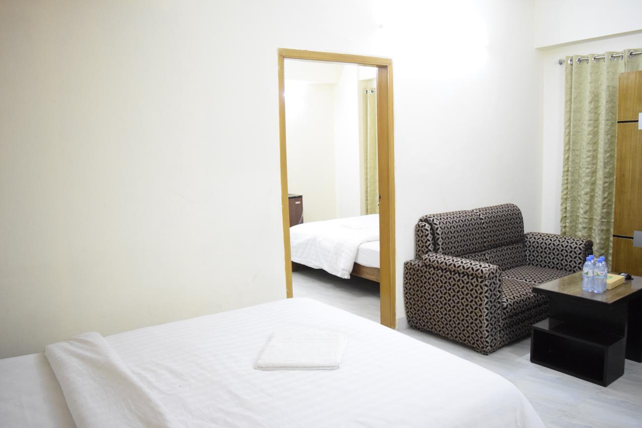 Hill Tower Hotel & Resort Кокс Базар Екстериор снимка