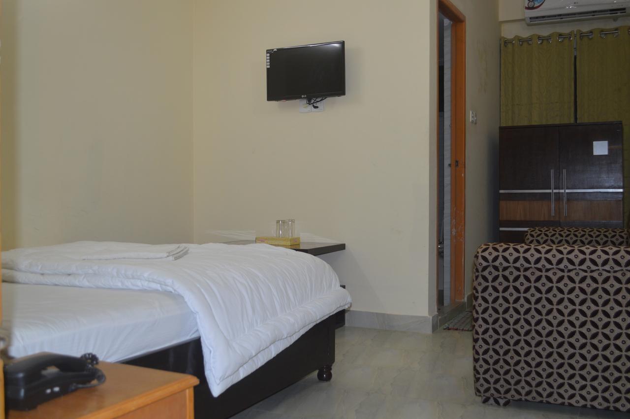 Hill Tower Hotel & Resort Кокс Базар Екстериор снимка